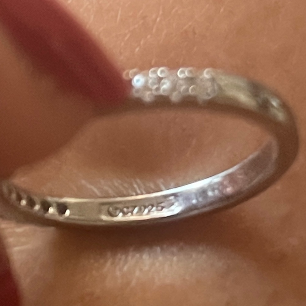 Diamonique Diamond engagement ring Sz 8 Sterling Silver - Picture 3 of 3